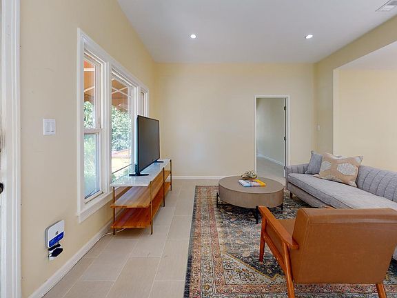 2nd image of 722 N Kilkea Dr #A