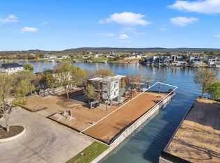 40 Lake St, Kingsland, TX 78639