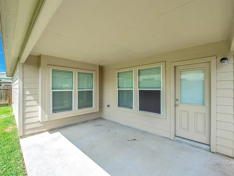 20103 Ray Falls Dr — Photo 26