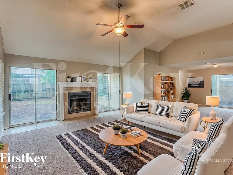 12838 Ashford Meadow Dr — Photo 3