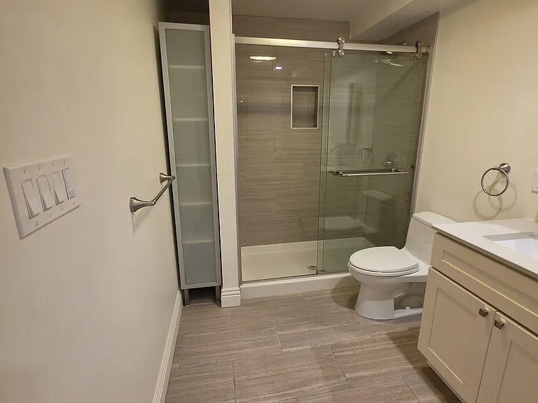 1466 Hopkins St #2 — Photo 6