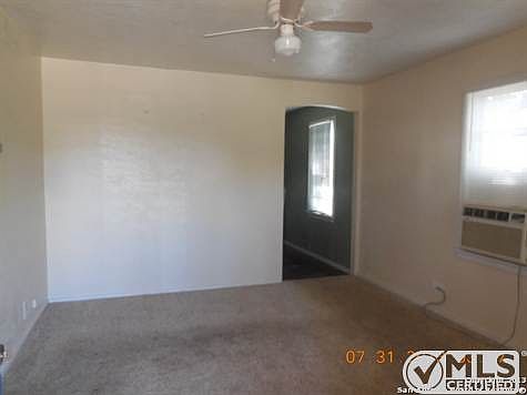 5th image of 705 E Theissen St