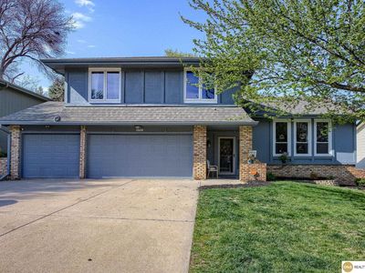 16616 Cedar Cir, Omaha, NE, 68130