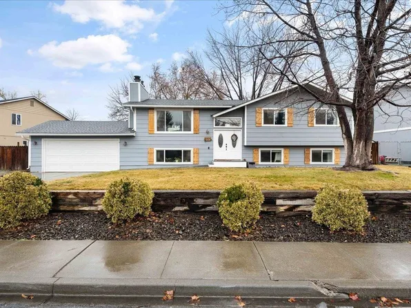 4924 Blue Heron Blvd, West Richland, WA 99353