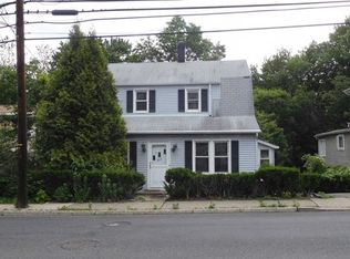 111 N Prospect Ave, Bergenfield, NJ 07621