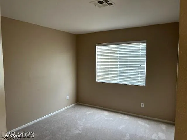 8200 W Gilmore Ave — Photo 9
