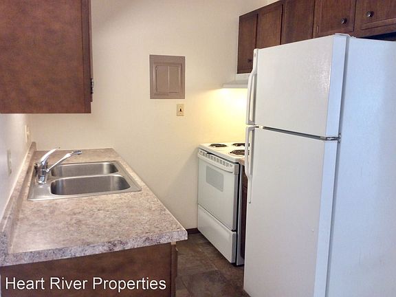 2nd image of 162 9th Ave E APT 8