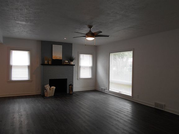 4th image of 1808 Eastmoreland Ave