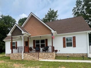 308 Cassie Dr, Lafayette, TN 37083