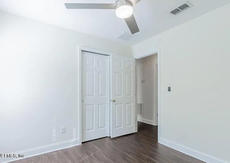 128 Terracina Dr — Photo 18
