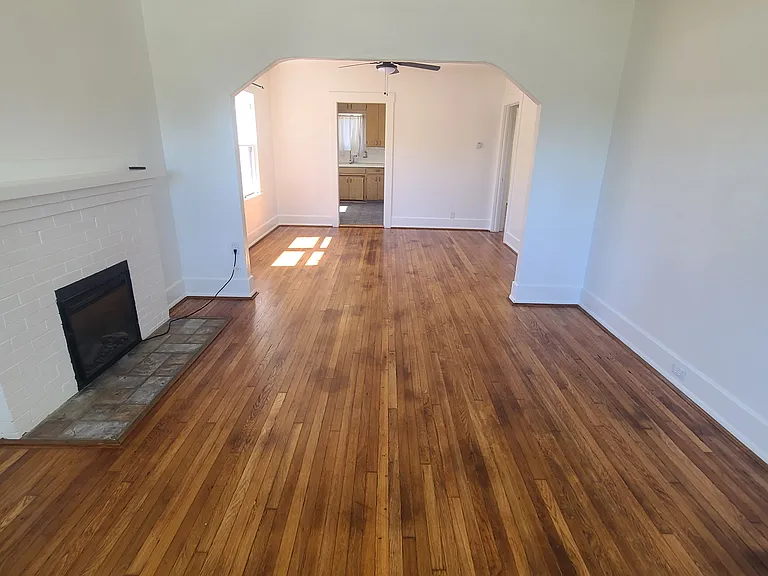 1618 Meade Ave — Photo 7
