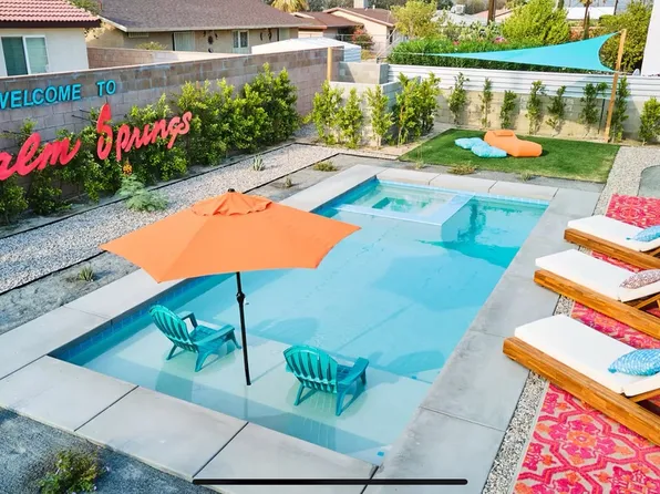 378 W Sunview Ave, Palm Springs, CA 92262