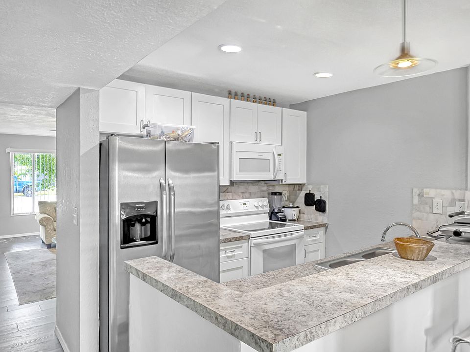 1st image of 2117 E Bond Drive