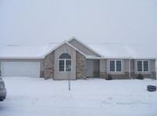845 Myers Dr NE, Owatonna, MN 55060