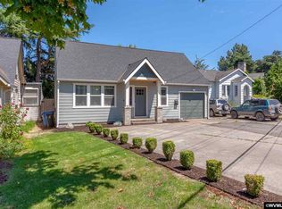 2065 Market St NE, Salem, OR 97301