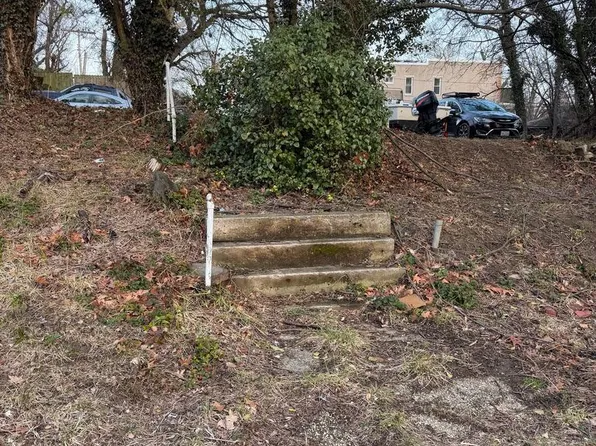 2513 Garrison Blvd, Baltimore, MD 21216