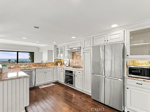 4th image of 23 Encore Ct