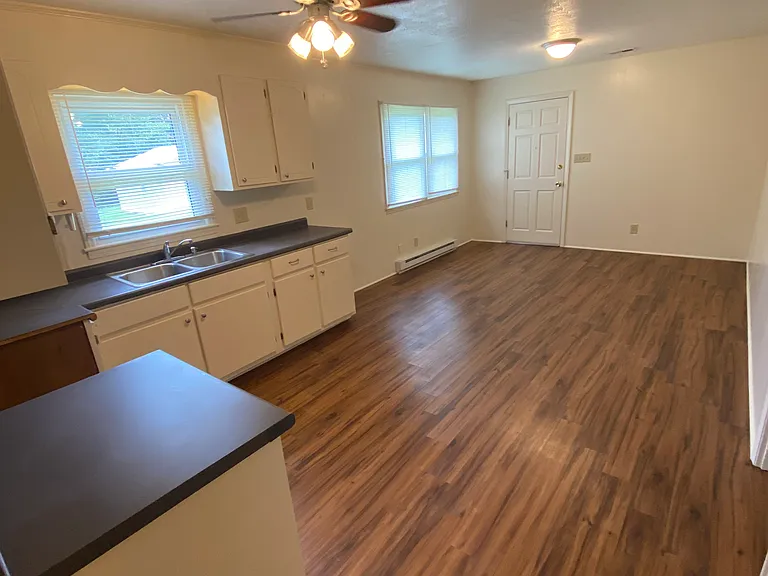 1213 Ridgemont Ave — Photo 12
