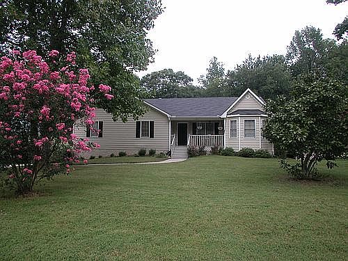 1st image of 2458 Clintwood Dr SW