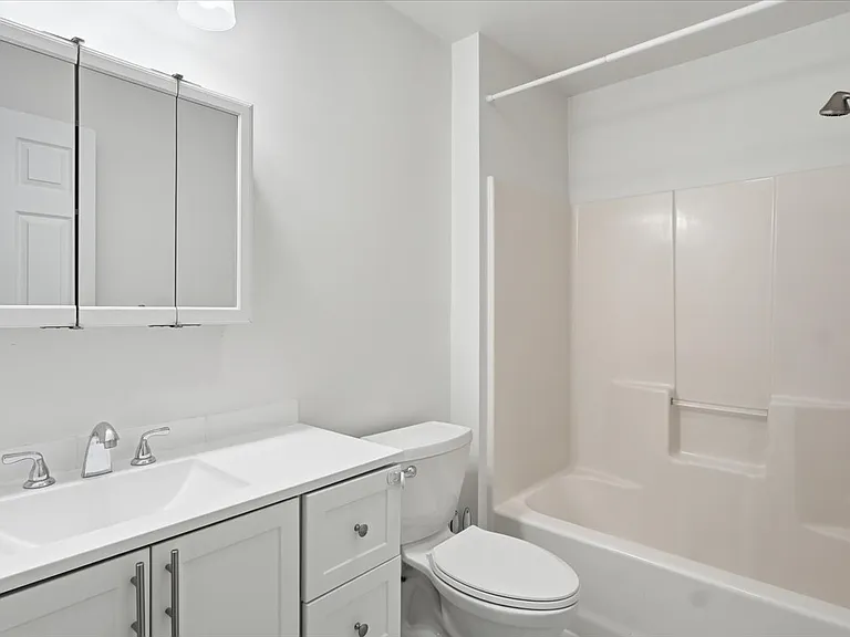 195 Hildred Dr — Photo 4