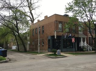 1817 W Wellington Ave, Chicago, IL 60657