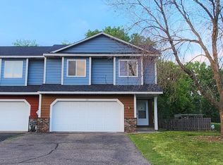 1883 Deer Hills Trl, Eagan, MN 55122