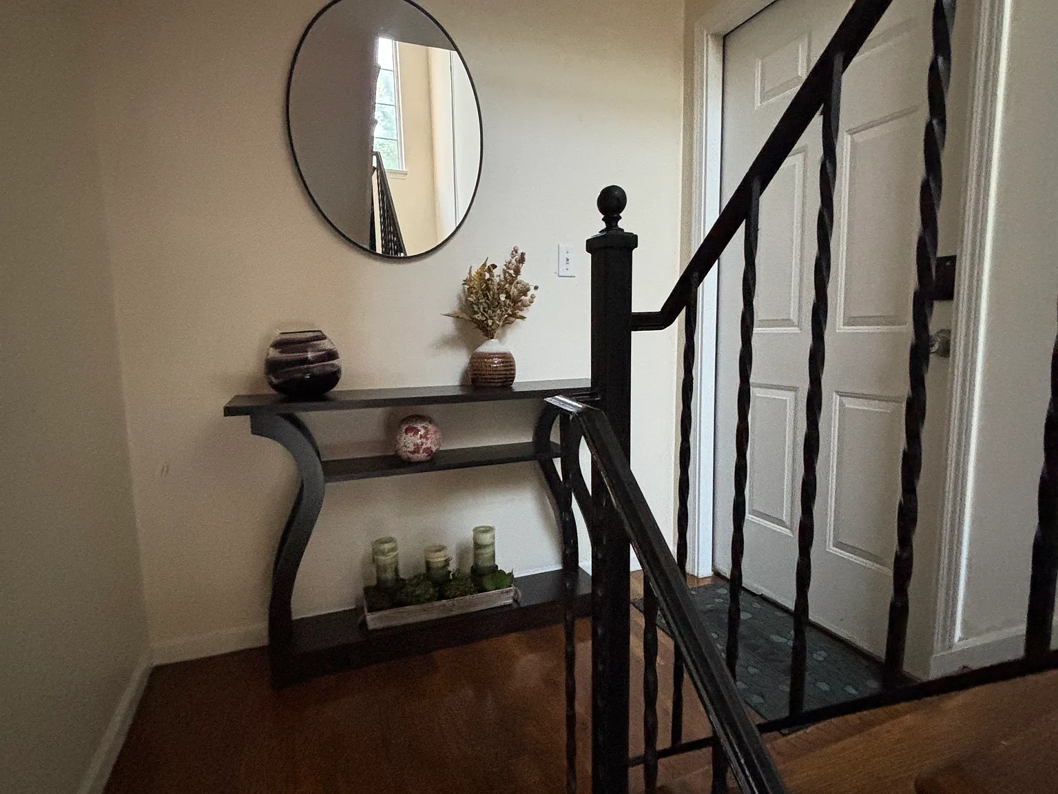 3 bed, $2,900 — Photo 2