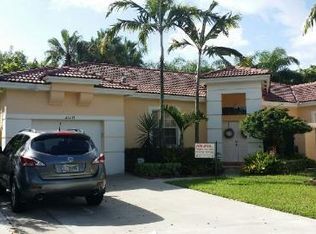 21539 SW 92nd Pl, Cutler Bay, FL 33189