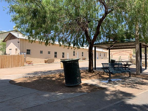 5th image of 1820 W Paisano Dr #9