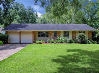 1906 Wavecrest Ln, Houston, TX 77062