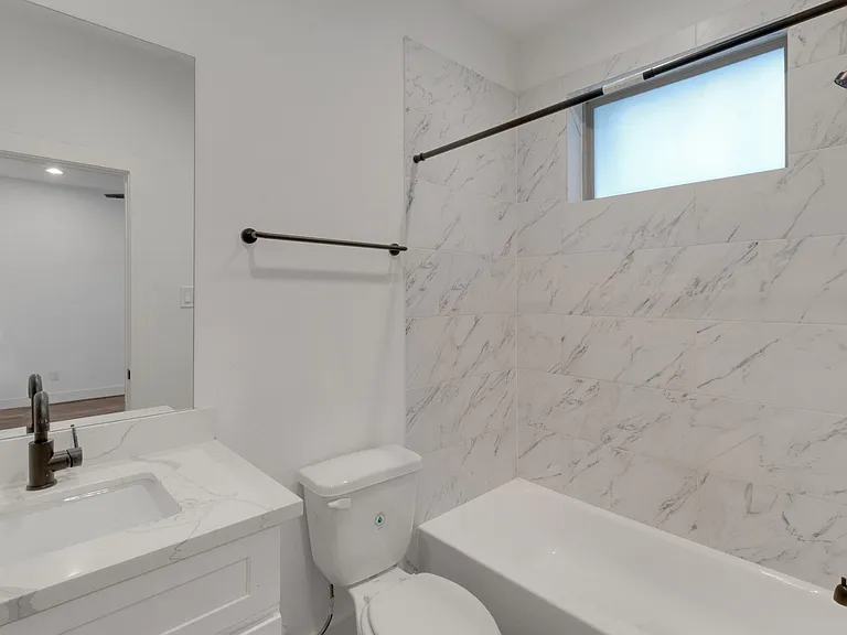 1526 Chestnut St — Photo 11