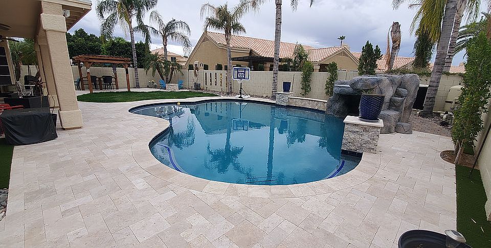 2nd image of 3102 S Pennington Dr