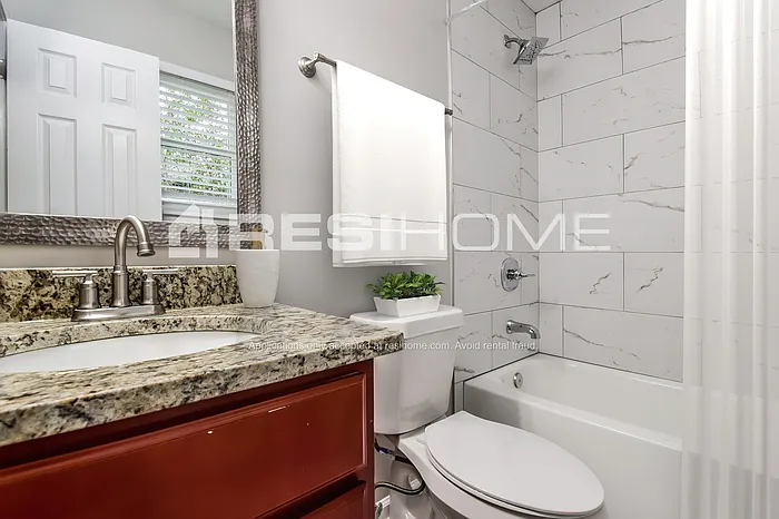 1076 Martin Rd — Photo 11