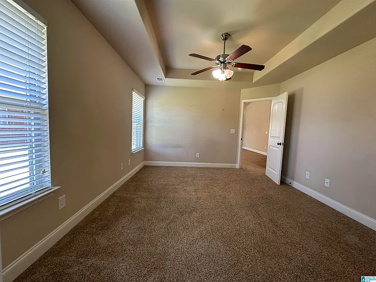 480 River Crest Dr N — Photo 7