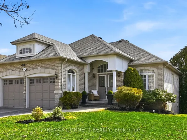 2361 Southcott Rd, Pickering, ON L1X 2T3