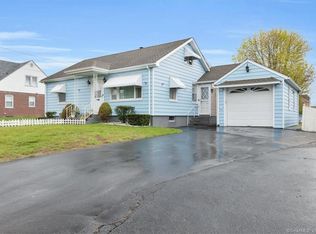 105 Wilkenda Ave, Waterbury, CT 06708