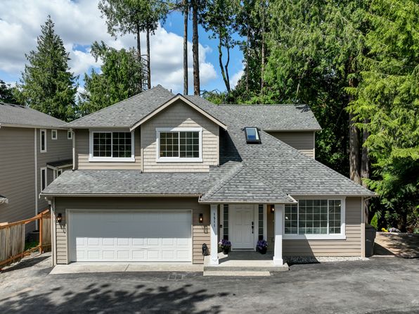 1511 208th Ave NE