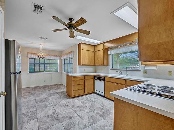 4th image of 1812 Quailwood Dr