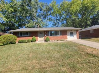 110 W Factory Rd, Springboro, OH 45066
