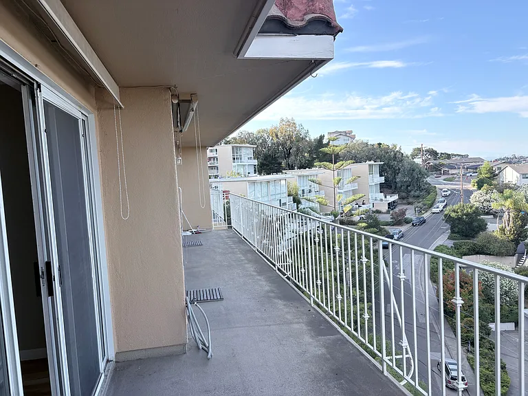 416 Portofino Dr #303 — Photo 22