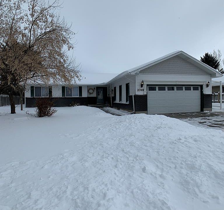 1st image of 2049 Malibu Dr