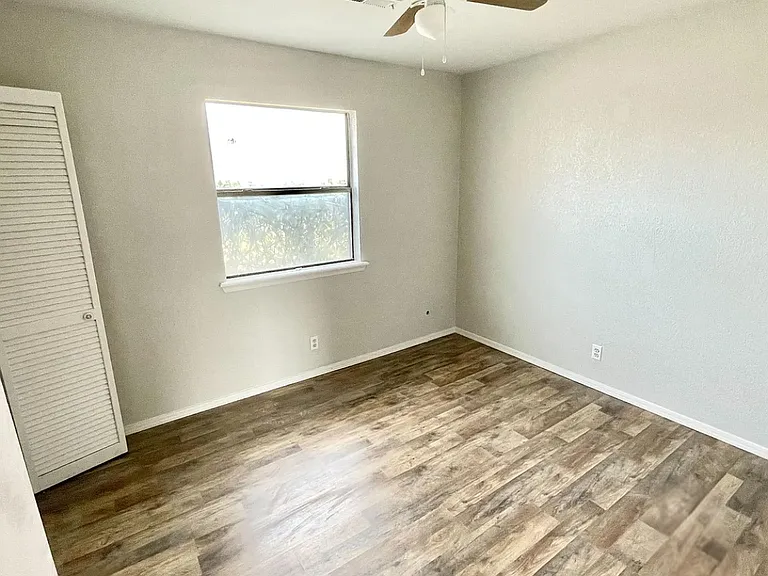 14088 S Hickory St E — Photo 5