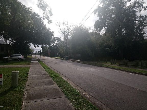 4th image of 103 SE Tuscawilla Ave