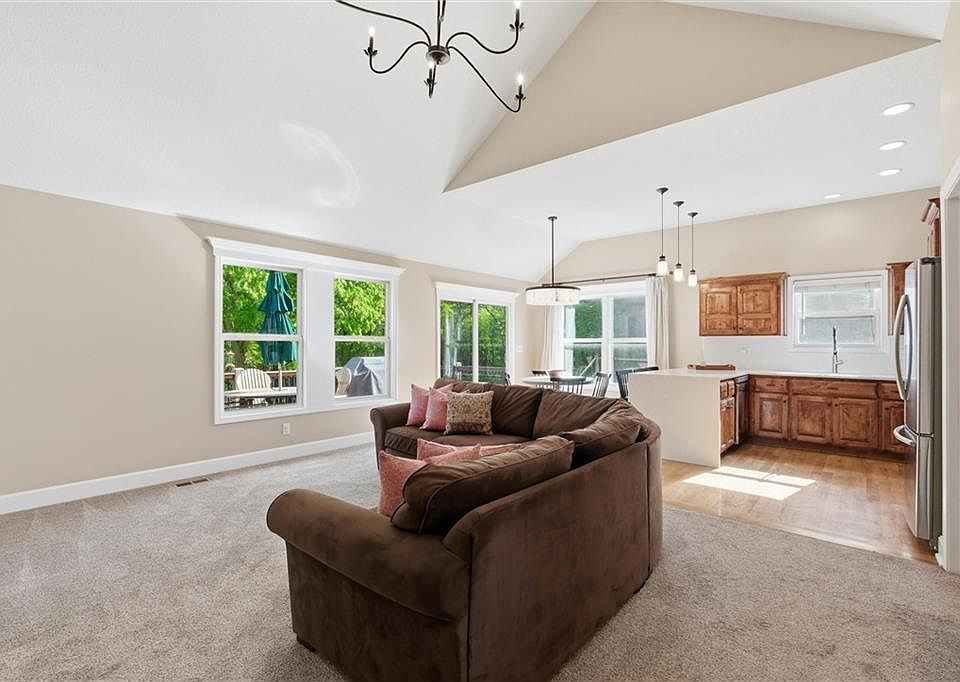 16727 Ruby Way, Basehor, KS 66007 | Zillow