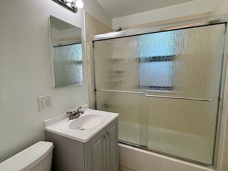 1841 Mayette Ave — Photo 7
