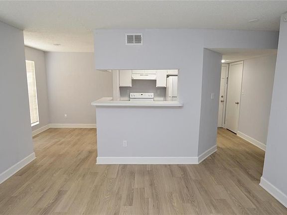 3rd image of 8758 Mallard Reserve Dr Unit 101