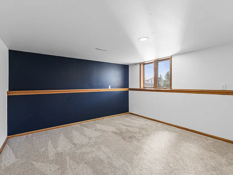 570 Oasis Dr — Photo 14