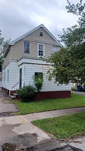 2836 E 125th St #DOWN Photo 1