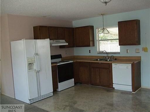 2nd image of 6431 Elmhurst Ct
