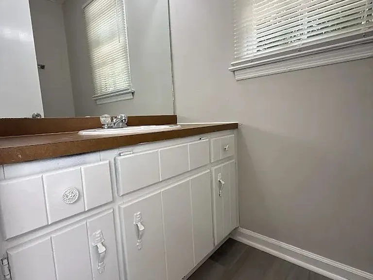 2870 Lakemont Dr SW — Photo 9